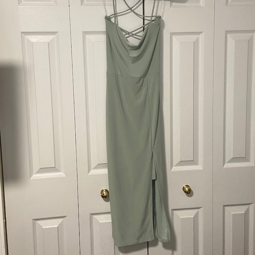 NWT Windsor Sage Green Midi Dress w/ Cowl Neck and Lace Up Back - M